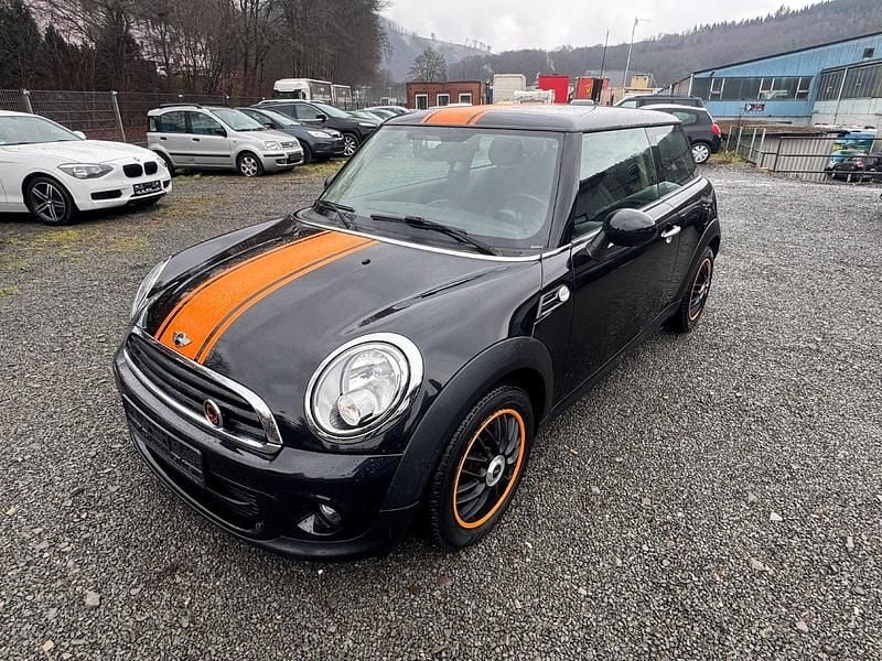 Midnight black metallic Gebraucht 2013 Mini ONE Kleinwagen | 7.190 € (Etwas zu teuer) - Bild 1/4