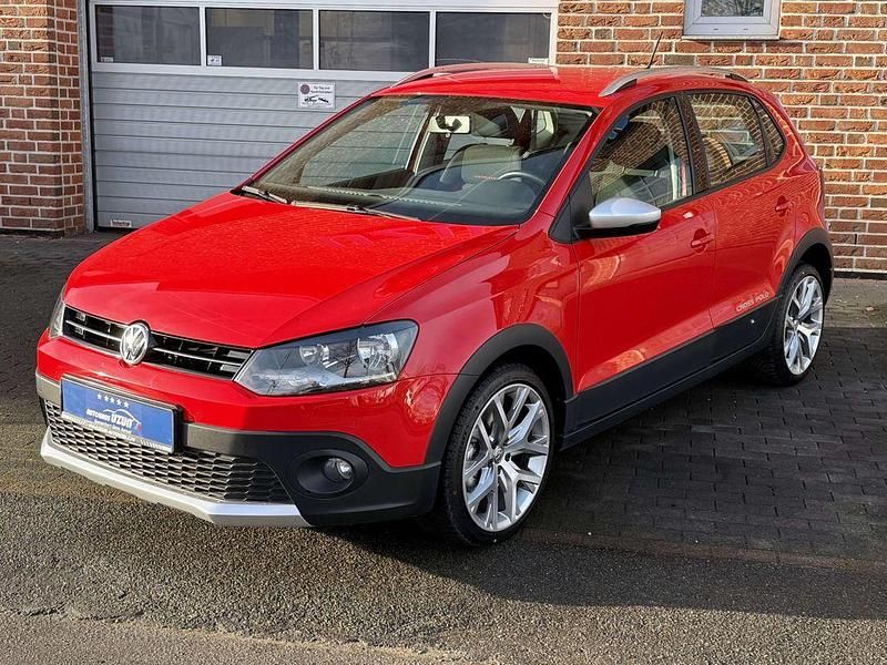 Gebraucht VW Polo Cross 110 PS (80 kW) 2016 Flashrot Kleinwagen