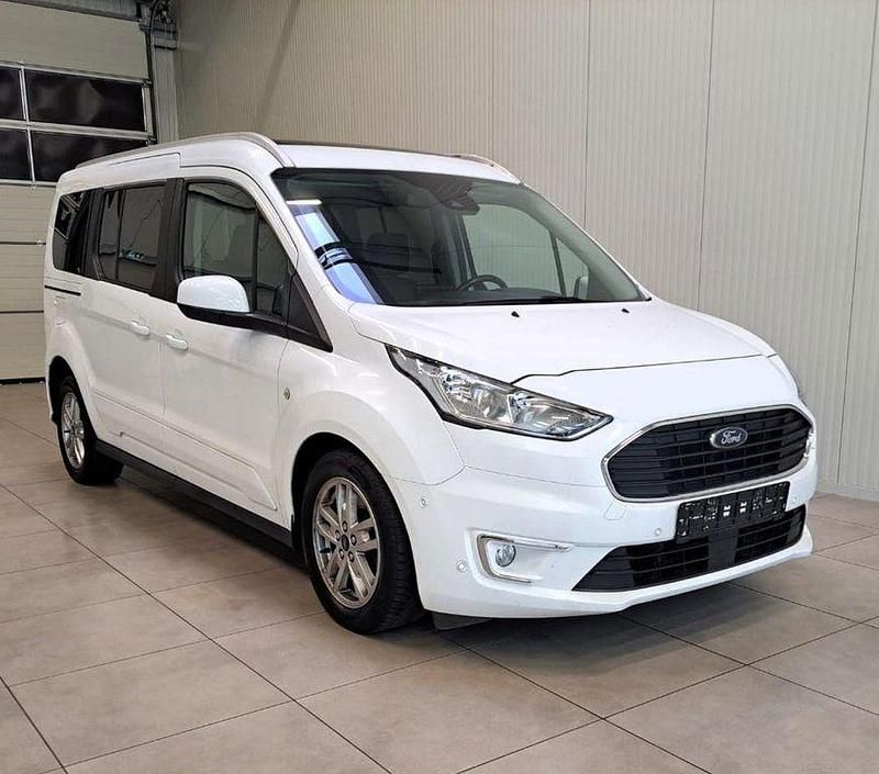 Gebraucht Ford Tourneo Titanium 120 PS (88 kW) 2019 Weiß Van / Kleinbus