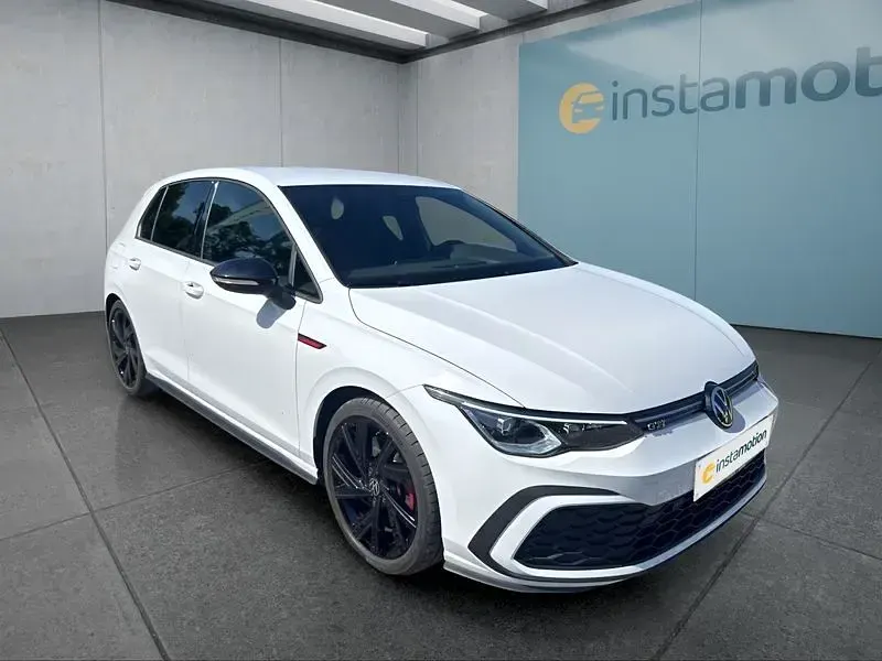Gebraucht VW Golf VIII GTI 245 PS (180 kW) 2024 Weiß Kleinwagen