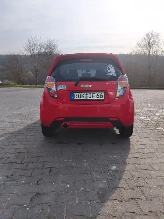 Używany Chevrolet Spark LT 82 KM (60 kW) 2010 Czerwony Hatchback