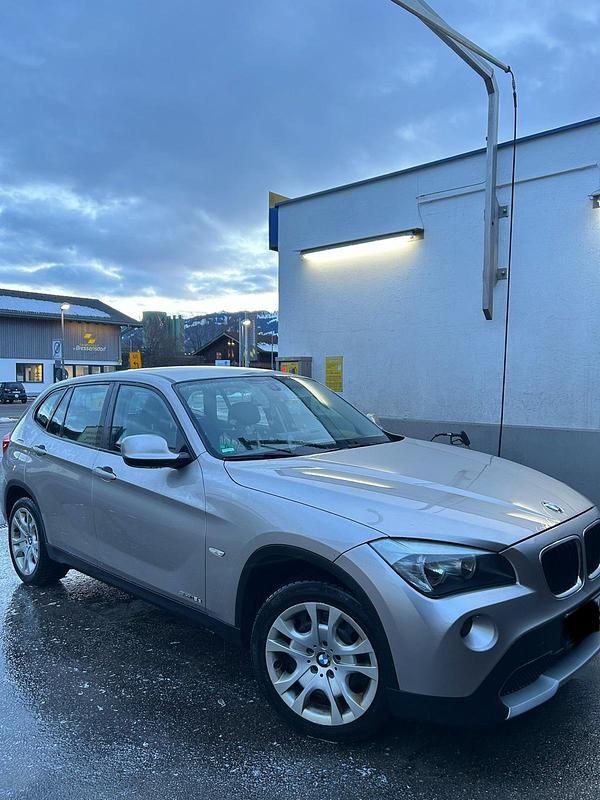 Gebraucht BMW X1 143 PS (105 kW) 2010 Silber SUV