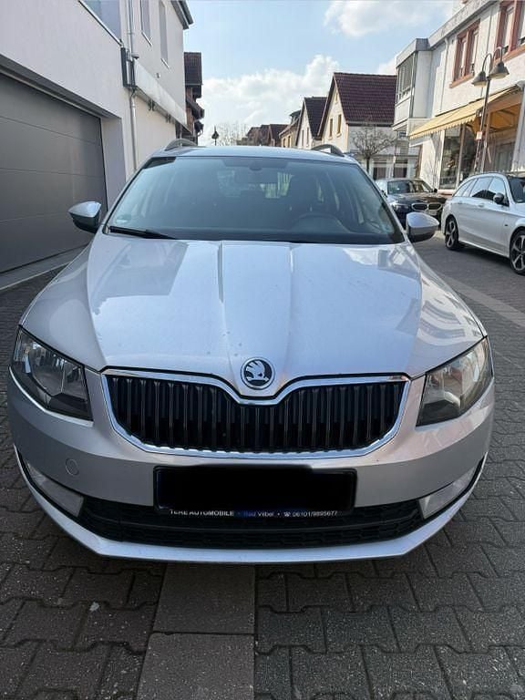 Gebraucht Skoda Octavia Active 105 PS (77 kW) 2014 Kleinwagen