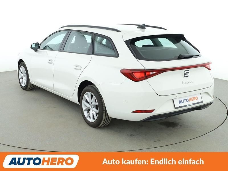 Gebraucht Seat Leon Style 150 PS (110 kW) 2022 Weiß Kombi