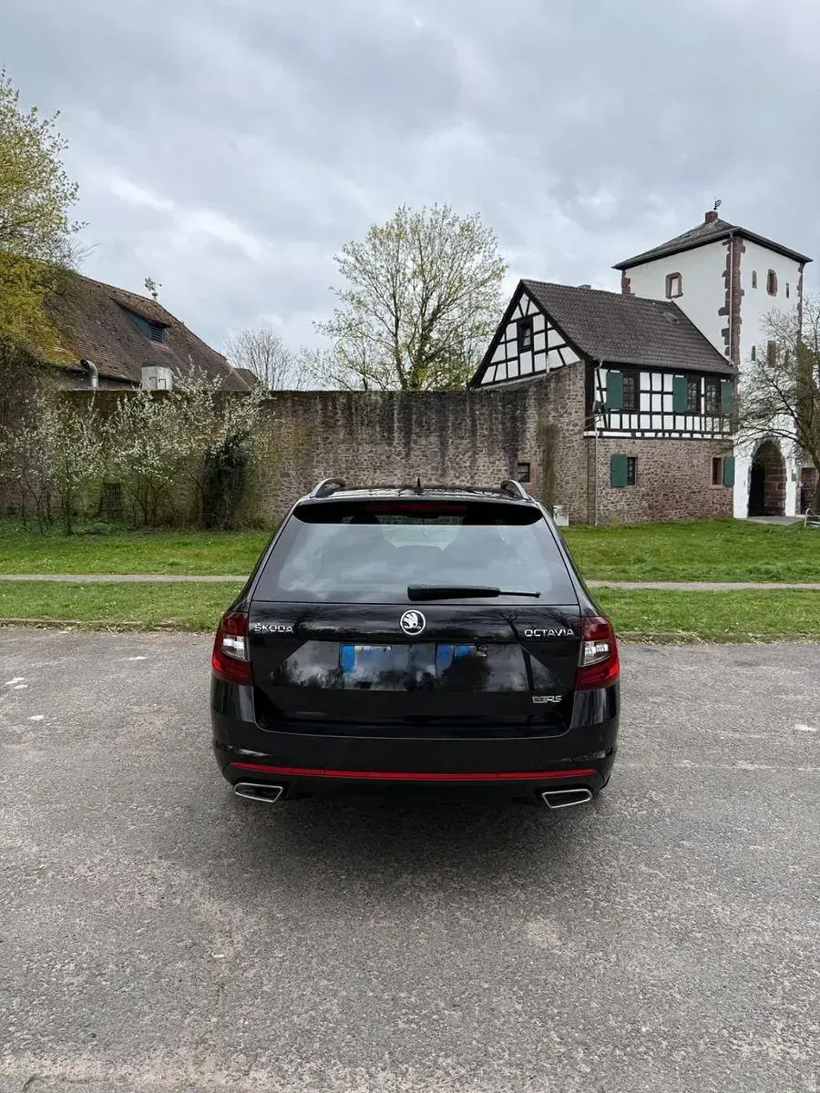 Gebraucht Skoda Octavia RS 185 PS (136 kW) 2019 Schwarz Kombi