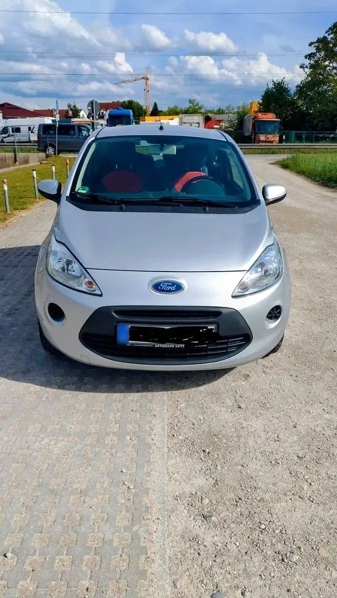 Gebraucht Ford Ka Trend 69 PS (50 kW) 2008 Silber Kleinwagen