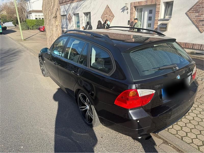 Gebraucht BMW 318 2007 Schwarz Kombi