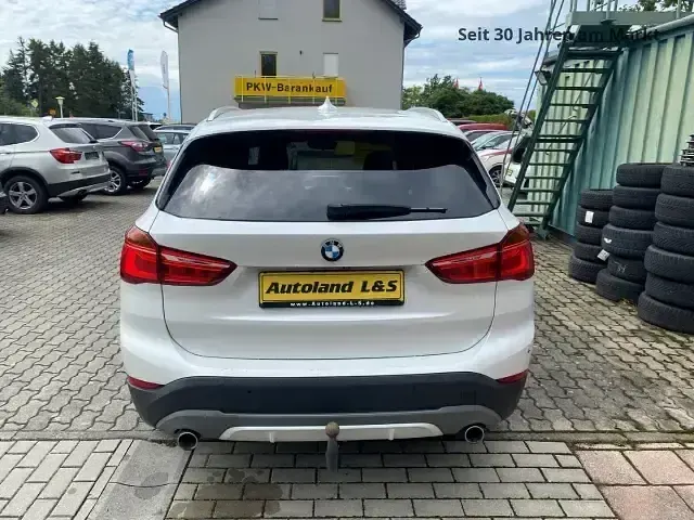 Gebraucht BMW X1 Sport Line 190 PS (139 kW) 2019 Weiß SUV