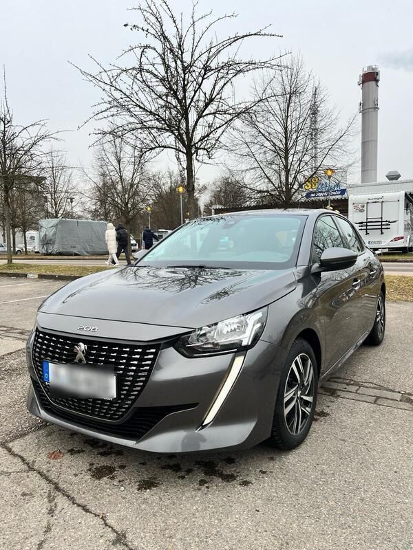 Grau Gebraucht 2020 Peugeot 208 Kleinwagen | 11.300 € (Teuer) - Bild 1/4