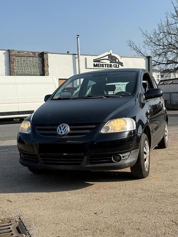 Gebraucht VW Fox 55 PS (40 kW) 2008 Schwarz Kleinwagen