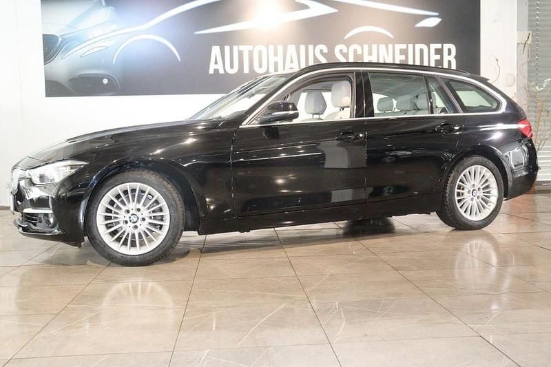 Gebraucht BMW 320 Luxury Line 184 PS (135 kW) 2019 Schwarz Kombi