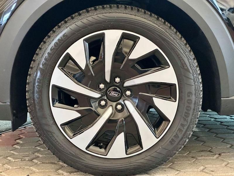Usata Ford Puma Titanium 125 CV (91 kW) 2022 Nero SUV