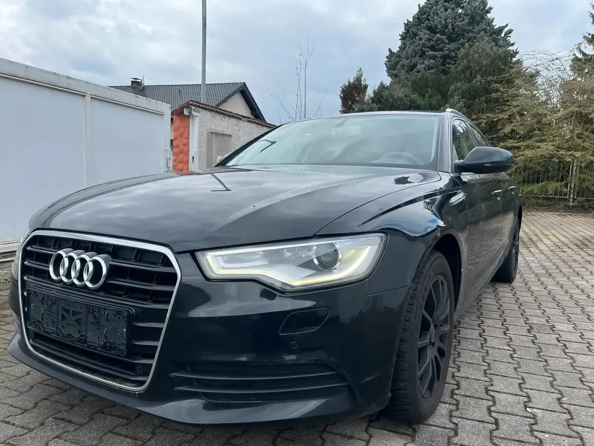 Gebraucht Audi A6 190 PS (139 kW) 2014 Schwarz Kombi
