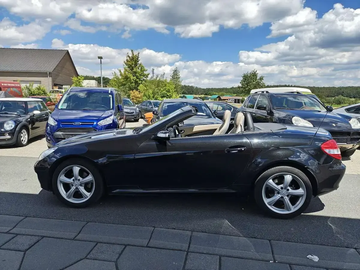 Gebraucht Mercedes SLK200 163 PS (119 kW) 2004 Obsidianschwarz  metalliclack Cabrio