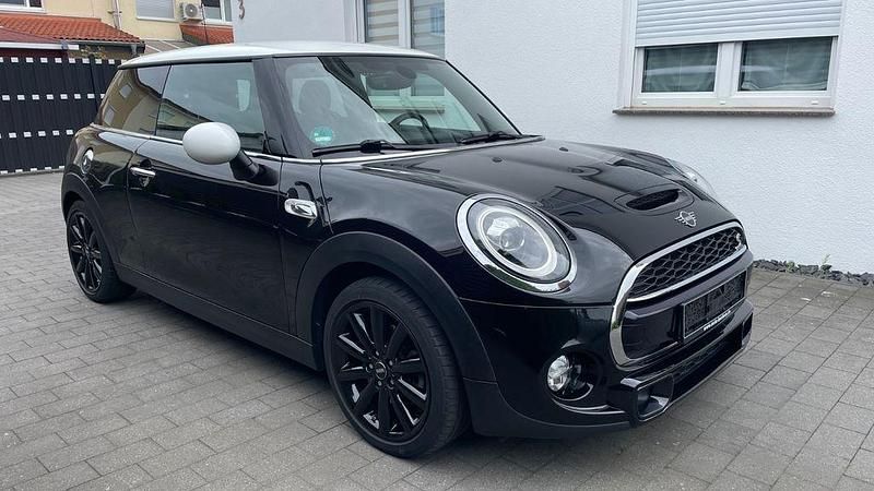 Schwarz Gebraucht 2018 Mini Cooper S Kleinwagen | 14.700 € (Guter Preis) - Bild 1/4