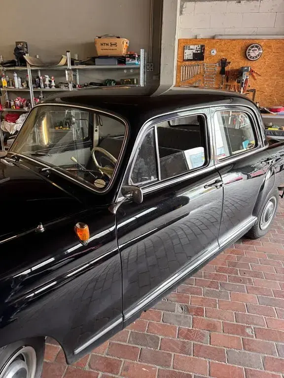 Gebraucht Mercedes 190 Classic 80 PS (58 kW) 1961 Schwarz Limousine