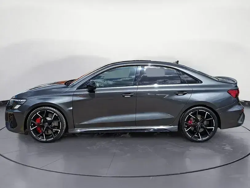 Gebraucht Audi RS3 Sport 400 PS (294 kW) 2024 Grau Limousine