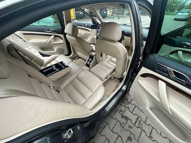 Używany Skoda Superb Elegance 150 KM (110 kW) 2004 Szary Sedan/Limuzyna