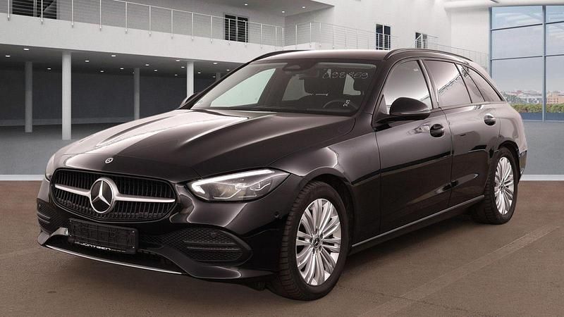 Gebraucht Mercedes C200 184 PS (135 kW) 2023 Schwarz Kombi