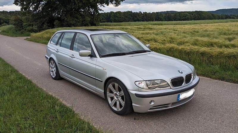Gebraucht BMW 330 231 PS (169 kW) 2001 Silber Kombi