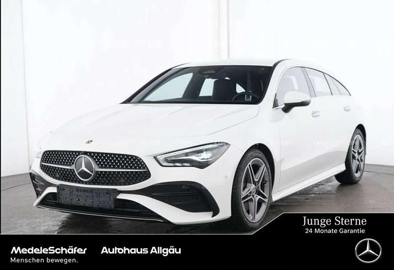 Weiß Gebraucht 2024 Mercedes CLA220 Shooting Brake AMG Kombi | 35.770 € (Fairer Preis) - Bild 1/4