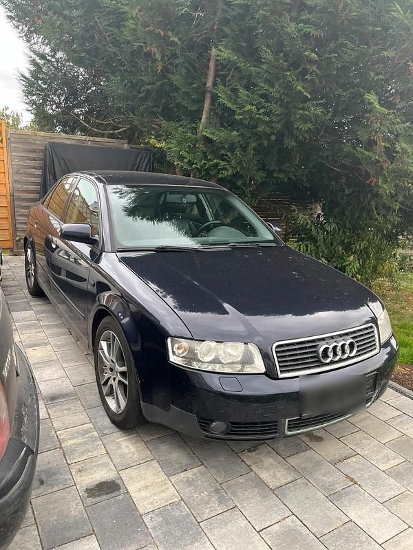 Blau Gebraucht 2001 Audi A4 Limousine | 1.000 € (Superpreis) - Bild 1/4