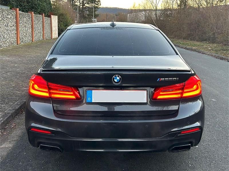 Gebraucht BMW M550 Performance 462 PS (339 kW) 2018 Grau Limousine