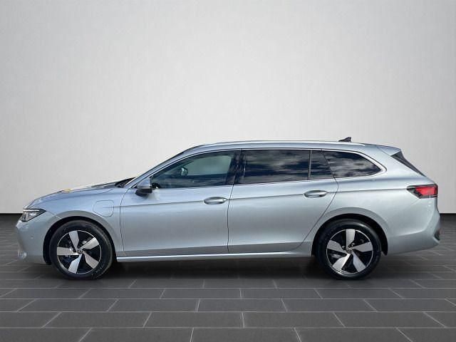Neu VW Passat Business 204 PS (150 kW) 2026 Silber Limousine