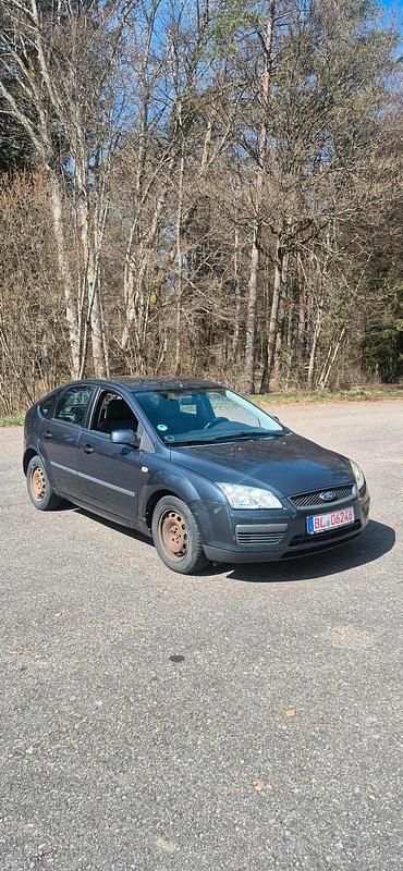 Gebraucht Ford Focus 125 PS (91 kW) 2007 Grau Kleinwagen