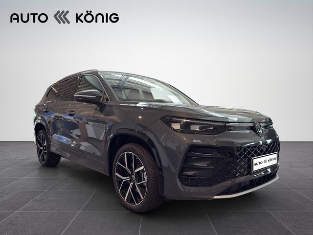 Grau Gebraucht 2025 VW Tayron R-line SUV | 55.990 € (Fairer Preis) - Bild 1/4