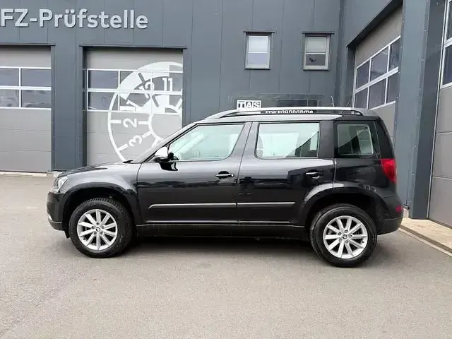 Gebraucht Skoda Yeti Ambition 110 PS (80 kW) 2015 Schwarz SUV