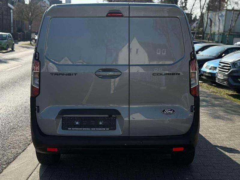 Gebraucht Ford Transit Limited 125 PS (91 kW) 2024 Solarsilber Van / Kleinbus