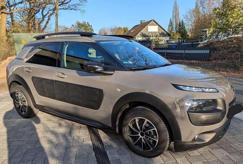 Gebraucht Citroën C4 Cactus Feel 82 PS (60 kW) 2017 Braun Kleinwagen