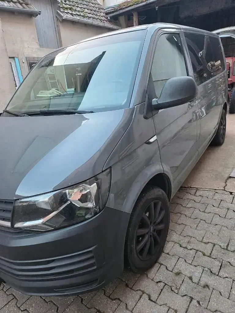 Usata VW Transporter 102 CV (75 kW) 2016 Grigio Furgone