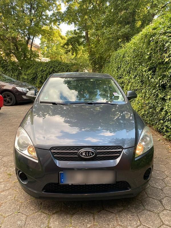 Schwarz Gebraucht 2009 Kia Ceed 2 Coupé | 2.499 € (Teuer) - Bild 1/4
