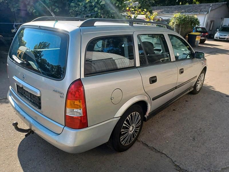 Silber Gebraucht 2002 Opel Astra Kombi | 1.200 € (Fairer Preis) - Bild 1/4