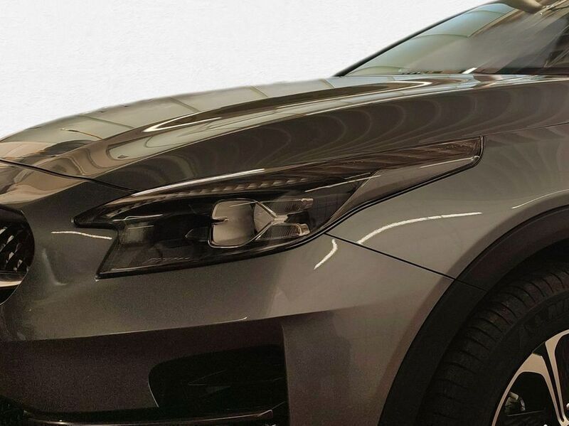 Gebraucht Kia XCeed Spirit 105 PS (77 kW) 2020 (css) lunarsilber met. SUV