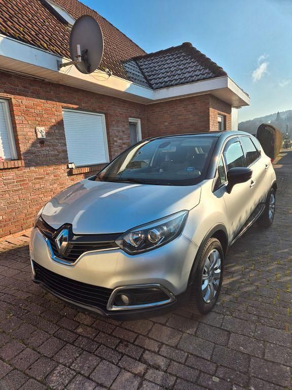 Gebraucht Renault Captur Luxe 90 PS (66 kW) 2015 Grau SUV