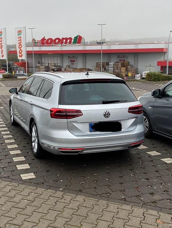Gebraucht VW Passat Highline 190 PS (139 kW) 2017 Silber Kombi