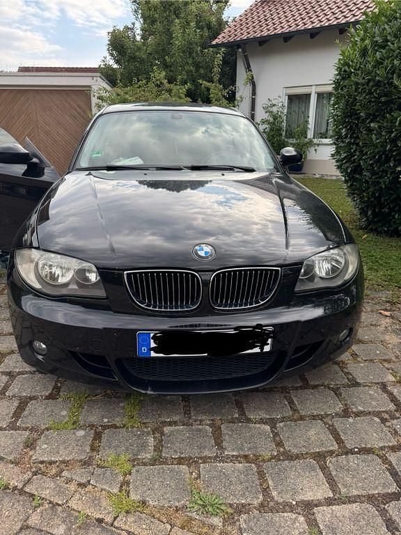 Schwarz Gebraucht 2009 BMW 116 Performance Kleinwagen | 2.800 € (Superpreis) - Bild 1/4