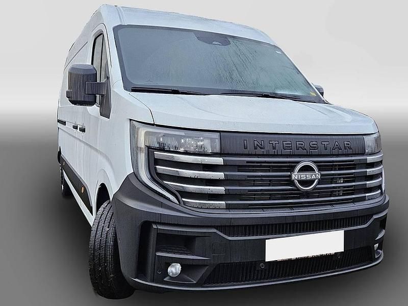 Neu Nissan Interstar 150 PS (110 kW) 2025 Weiß Van