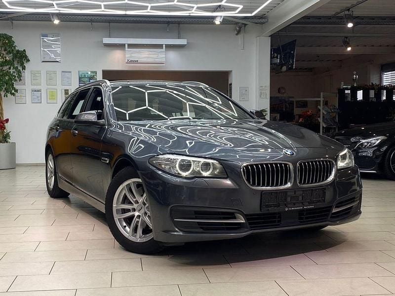 Mineralgrau metallic Gebraucht 2016 BMW 520 Kombi | 9.400 € (Superpreis) - Bild 1/4