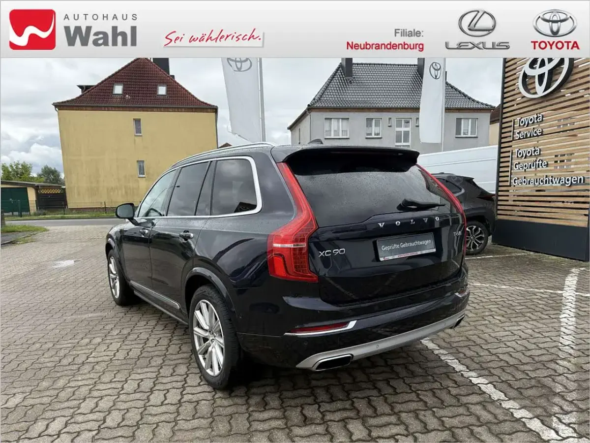 Gebraucht Volvo XC90 Inscription 320 PS (235 kW) 2016 Magic blue SUV