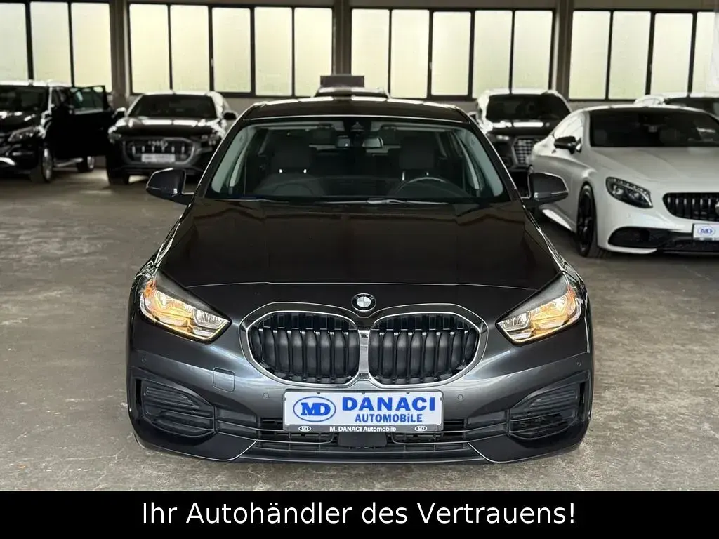 Gebraucht BMW 118 Advantage 140 PS (102 kW) 2020 Grau Kleinwagen