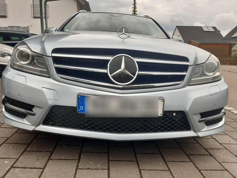 Gebraucht 2014 Mercedes C220 AMG line Kombi | 15.800 € (Fairer Preis) - Bild 1/4