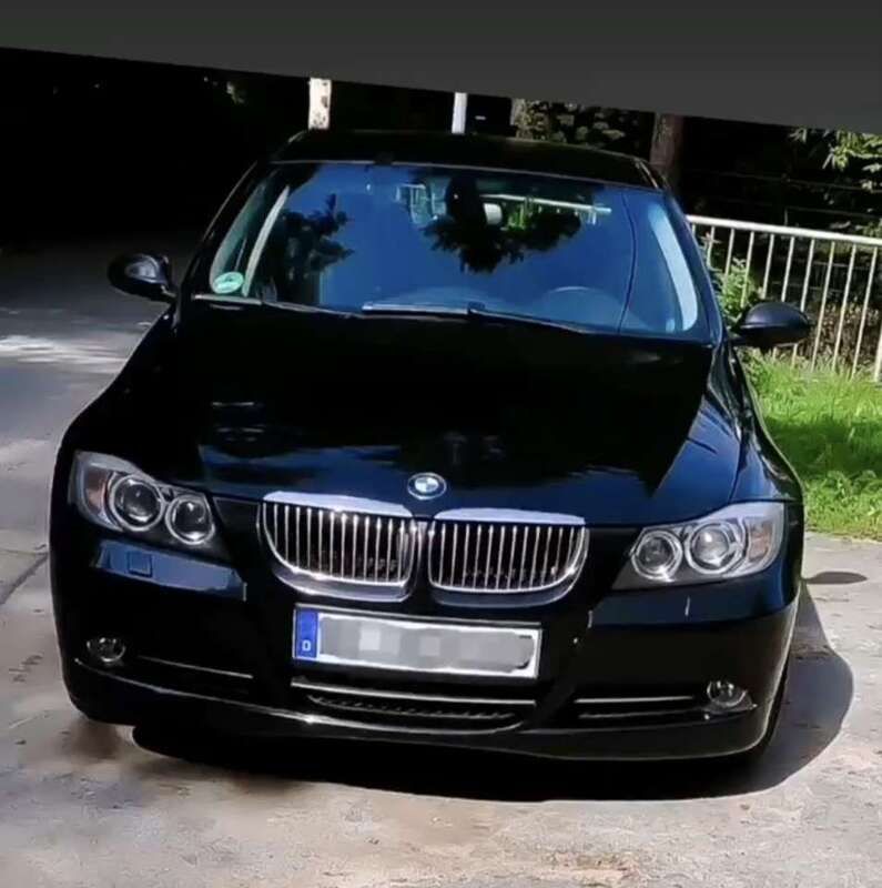 Schwarz Gebraucht 2006 BMW 330 Limousine | 4.000 € - Bild 1/4