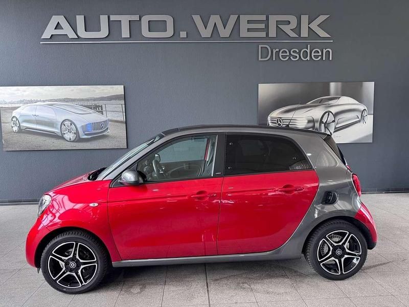 Gebraucht Smart ForFour Passion 90 PS (66 kW) 2016 Rot Kleinwagen