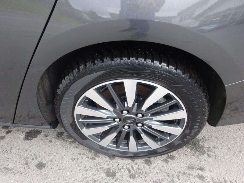 Gebraucht Ford Focus Titanium X 116 PS (85 kW) 2023 Grau Limousine