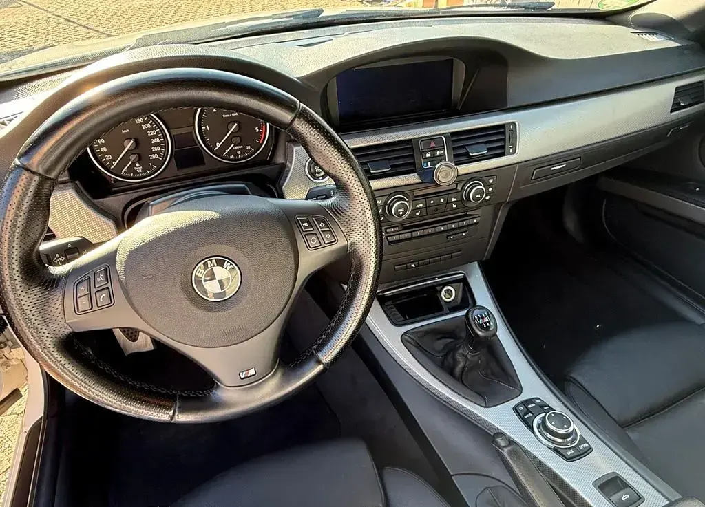 Gebraucht BMW 330 Cabriolet Performance 245 PS (180 kW) 2013 Weiß Cabrio