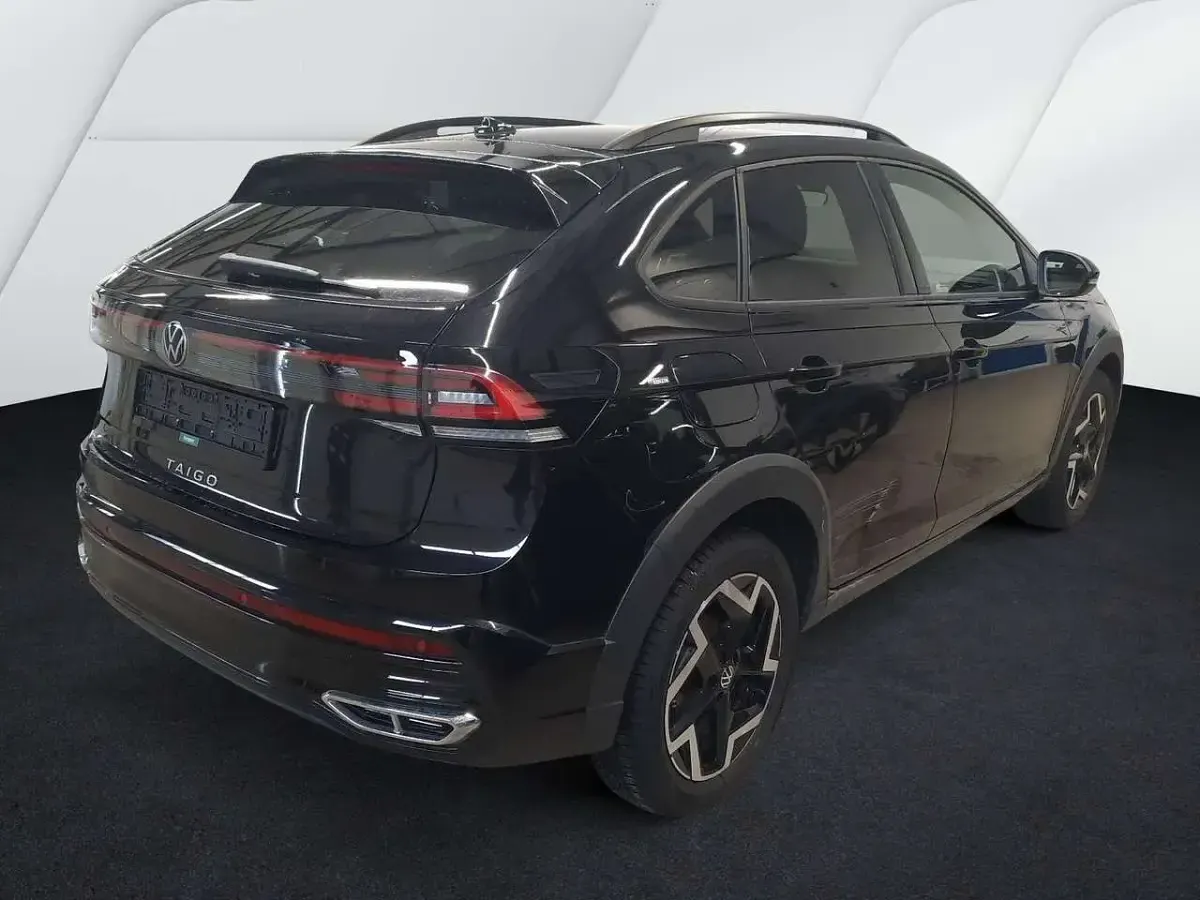 Gebraucht VW Taigo R-line 150 PS (110 kW) 2025 Deep black perleffekt SUV